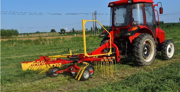 4.0m PTO driven power horizontal rotary rake for fast clean windrowing with minimal crop damage